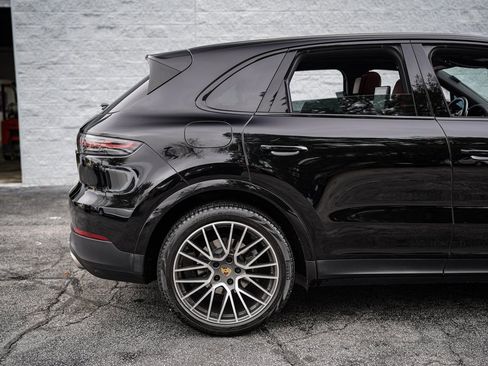 Used 2020 Porsche Cayenne image 14