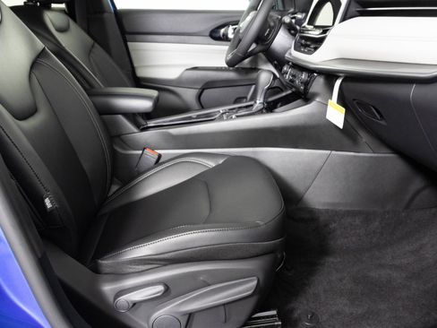 New 2026 Jeep Compass Limited image 32