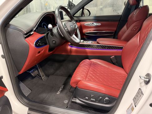 Used 2023 Genesis GV70 3.5T Sport w/ Sport Prestige Package image 3