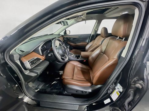 Used 2023 Subaru Outback Touring AWD/4WD image 21