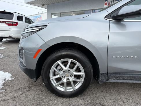 Used 2024 Chevrolet Equinox LT image 3