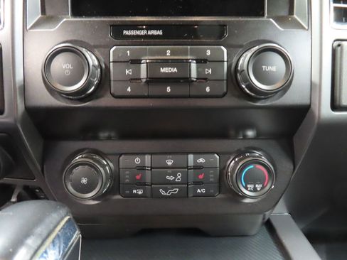 Used 2020 Ford F150 XLT w/ Equipment Group 302A Luxury AWD/4WD image 48