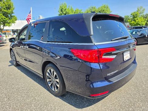 Used 2023 Honda Odyssey EX-L image 3