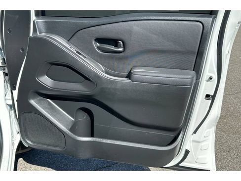 Used 2024 Nissan Frontier S w/ Technology Package RWD image 20