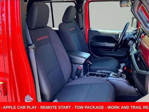 Used 2021 Jeep Gladiator Rubicon w/ Cold Weather Group AWD/4WD image 27
