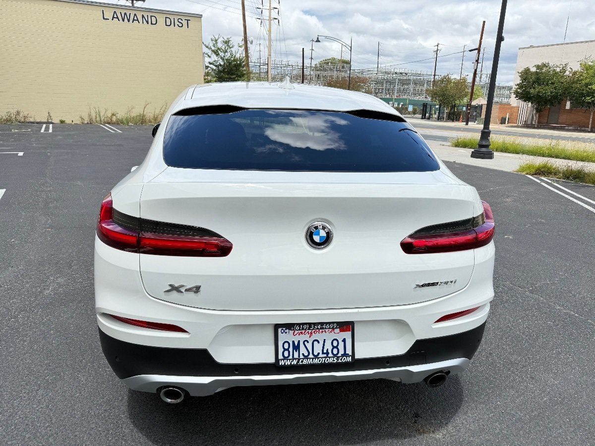 Used 2019 BMW X4 xDrive30i w/ Driving Assistance Package AWD/4WD image 9