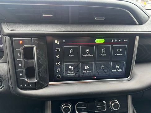 Used 2023 GMC Yukon Denali image 30