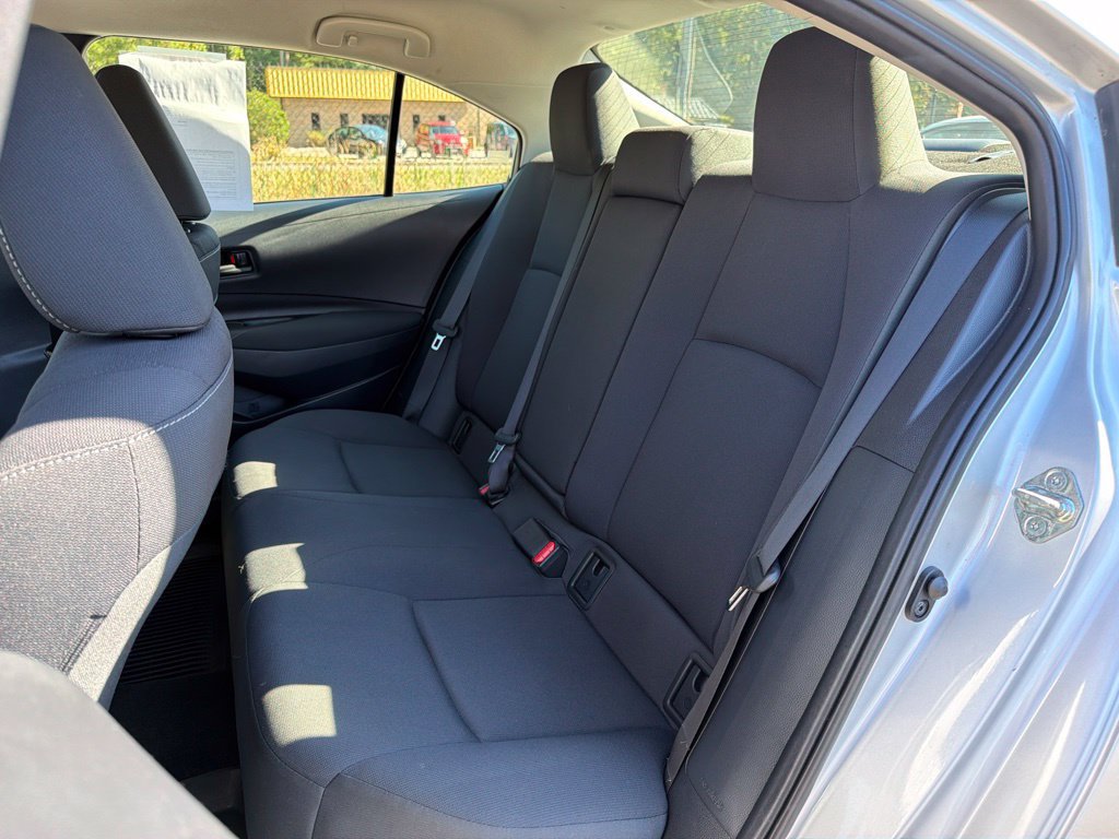 Used 2023 Toyota Corolla LE FWD image 19