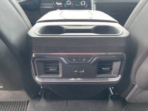 Used 2025 GMC Sierra 2500 Denali Ultimate AWD/4WD image 30
