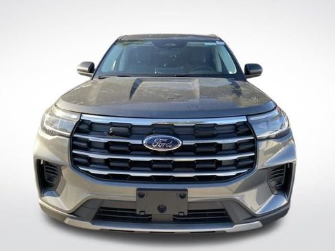 New 2026 Ford Explorer Active image 8
