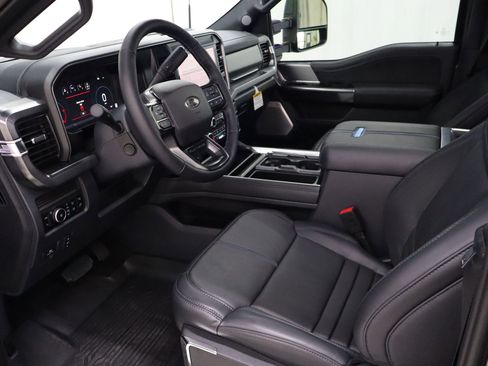 New 2026 Ford F250 Platinum image 29