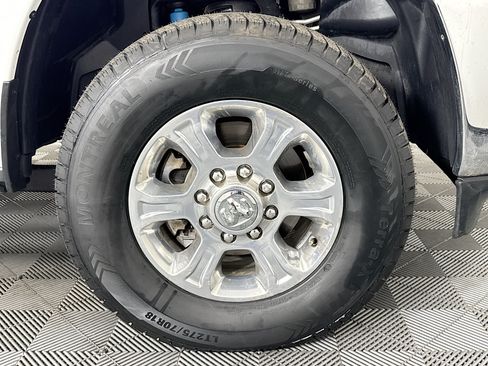 Used 2024 RAM 2500 Big Horn w/ Off Road Package AWD/4WD image 30