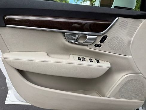 Used 2018 Volvo S90 T6 Momentum w/ Convenience Package AWD/4WD image 11