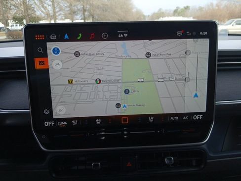 New 2025 Volkswagen ID. Buzz Pro S image 19