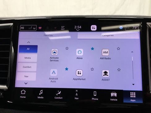 Used 2023 Chrysler Pacifica Limited image 29