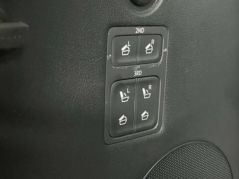 Used 2021 Hyundai Palisade Limited FWD image 23