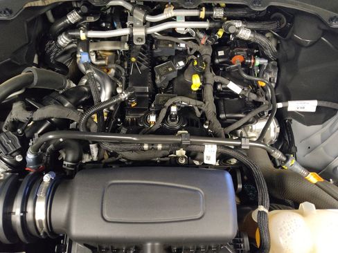 Used 2023 Ford Explorer 4WD image 30