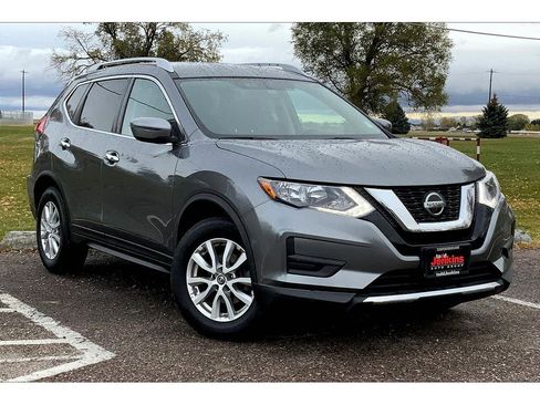 Used 2018 Nissan Rogue SV image 33