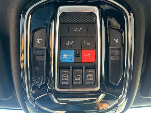 Used 2021 Jeep Grand Cherokee L Summit AWD/4WD image 31