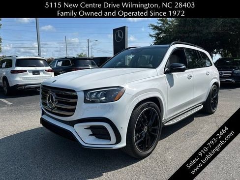 Used 2025 Mercedes-Benz GLS 450 4MATIC image 3