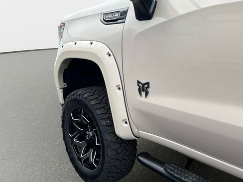 New 2026 GMC Sierra 1500 AT4 w/ AT4 Premium Package AWD/4WD image 11