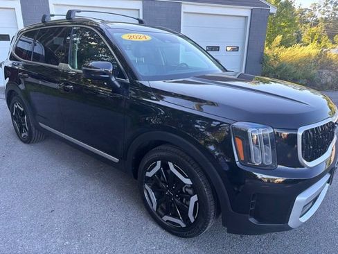 Used 2024 Kia Telluride EX AWD/4WD image 6
