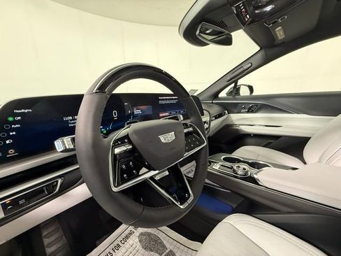 New 2026 Cadillac Lyriq Sport image 11