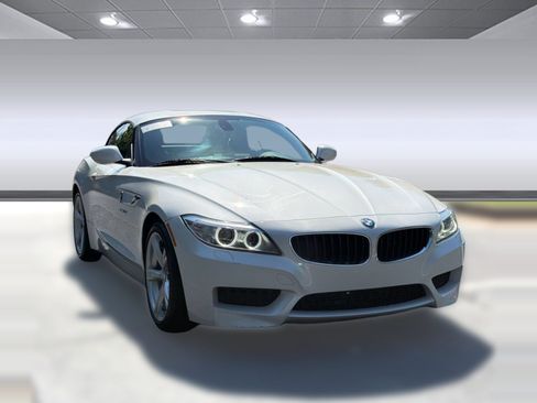 Used 2016 BMW Z4 sDrive28i RWD image 7