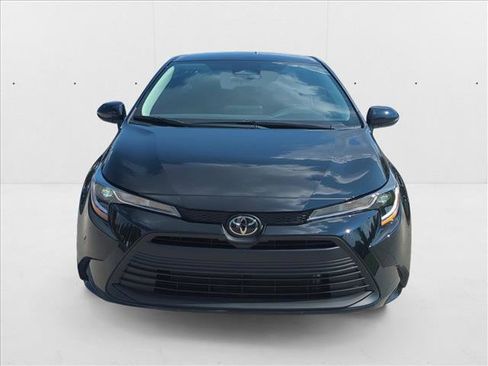 New 2025 Toyota Corolla LE image 2