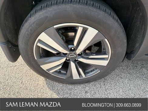 Used 2022 Nissan Rogue SL w/ SL Premium Package AWD/4WD image 12