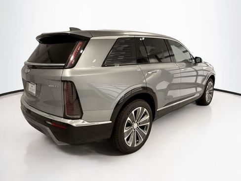 Used 2026 Cadillac Vistiq Luxury AWD/4WD image 6