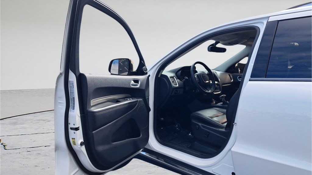 Used 2019 Dodge Durango SXT AWD/4WD image 9