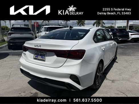 Certified 2024 Kia Forte LXS FWD image 3