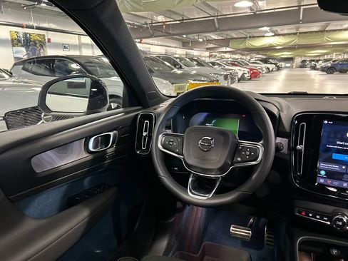 Certified 2023 Volvo XC40 Recharge Ultimate w/ Protection Package Premier AWD/4WD image 24
