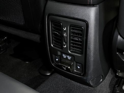 Certified 2022 Dodge Durango R/T w/ Blacktop Package image 15