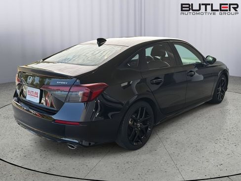 Used 2025 Honda Civic Sport image 6