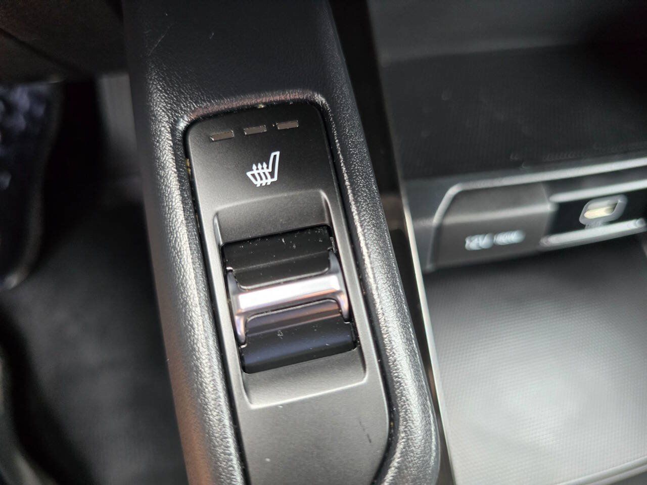 Used 2020 Kia Telluride S w/ S 8 Passenger Seating Package AWD/4WD image 23