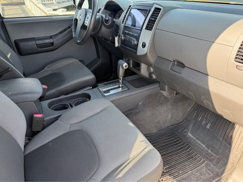 Used 2012 Nissan Xterra S w/ Value Package image 14