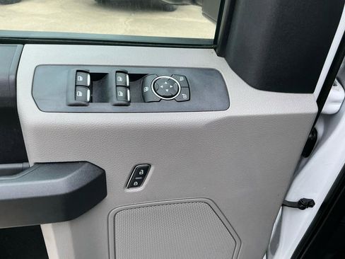 Used 2021 Ford F250 XL w/ Power Equipment Group AWD/4WD image 13