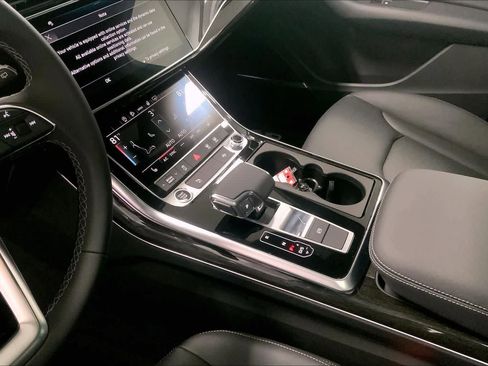 New 2026 Audi Q7 2.0T Premium image 15
