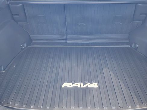Used 2023 Toyota RAV4 XLE Premium AWD/4WD image 10