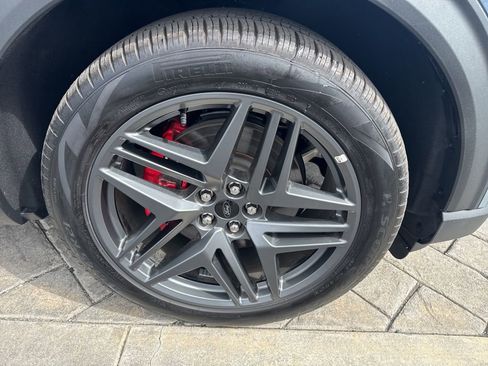 Used 2025 Ford Explorer ST w/ Sun And Sound Package image 4