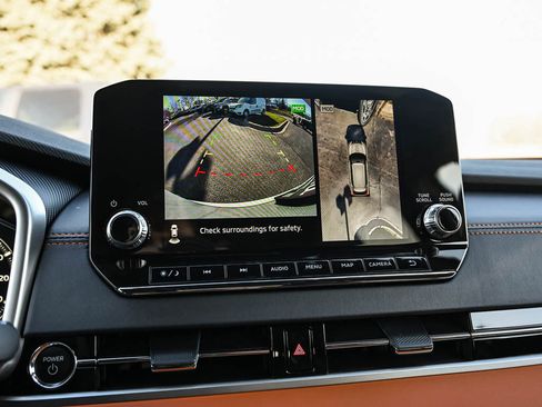 New 2025 Mitsubishi Outlander SEL image 25