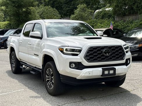 Used 2023 Toyota Tacoma TRD Sport AWD/4WD image 1