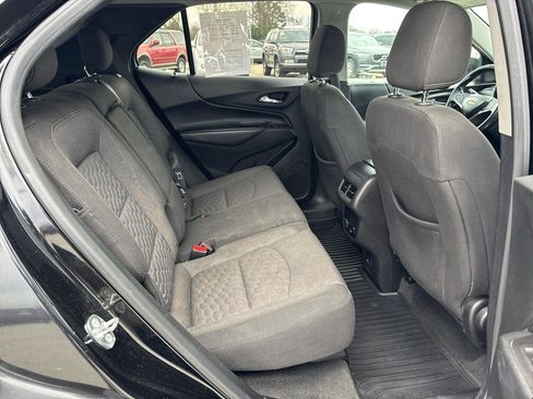 Used 2018 Chevrolet Equinox LT w/ Sun & Infotainment Package image 24