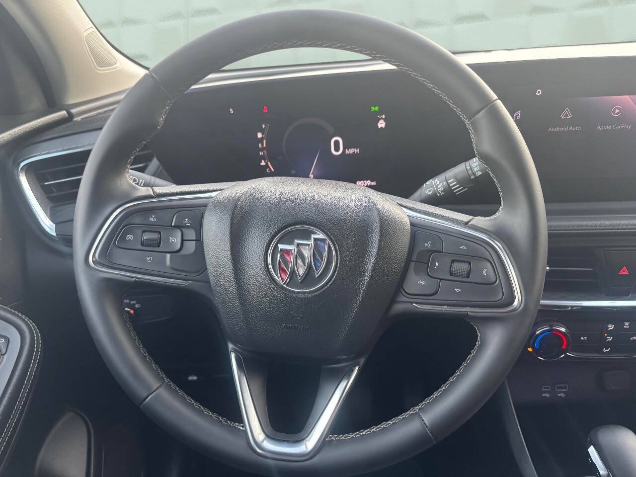 Used 2025 Buick Encore GX Preferred FWD image 23