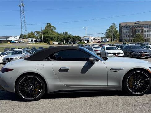 Used 2022 Mercedes-Benz SL 63 AMG 4MATIC image 31