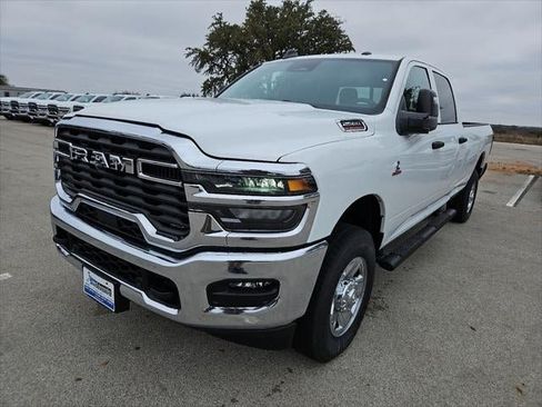 New 2026 RAM 2500 Tradesman AWD/4WD image 42