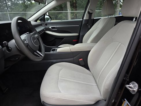 Used 2024 Hyundai Sonata SEL FWD image 15