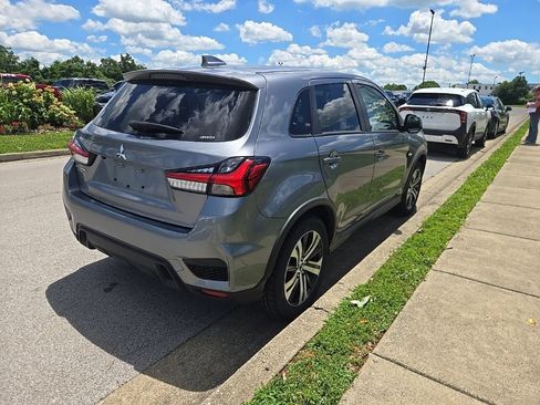 Used 2025 Mitsubishi Outlander Sport ES AWD/4WD image 3